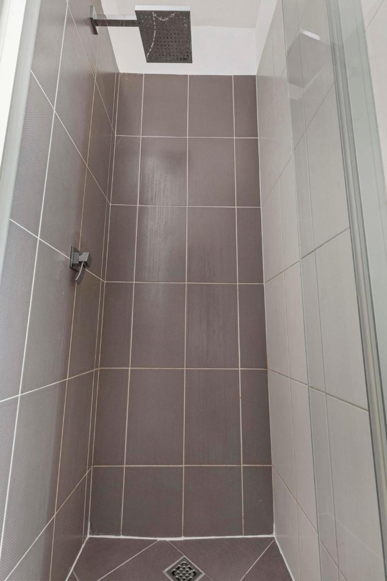 Charming Apartment In The Heart Of Братислава Екстериор снимка
